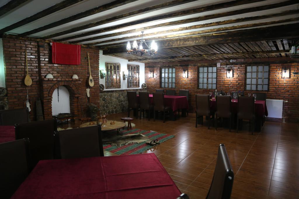 Hotel Antika Prizren Esterno foto