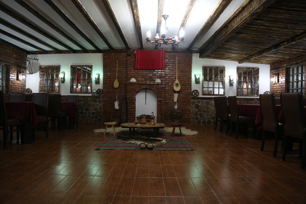 Hotel Antika Prizren Esterno foto
